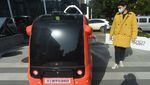 Canggih! Mobil Mungil di China Ini Jualan Makanan Tanpa Pengemudi Lho
