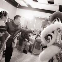 Konten kreator dan naravlog kuliner ini sebelumnya sudah melamar Vienesca di Pulau Seribu pada saat liburan Juli 2022. Menjelang hari pernikahan, Nex Carlos dan Vienesca sudah mengabadikan sesi foto prewedding. Foto: Dok. Instagram @nexcarlos.