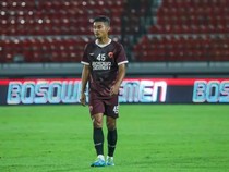 Mencoba untuk Setia, Akbar Tanjung Bertahan di PSM Makassar