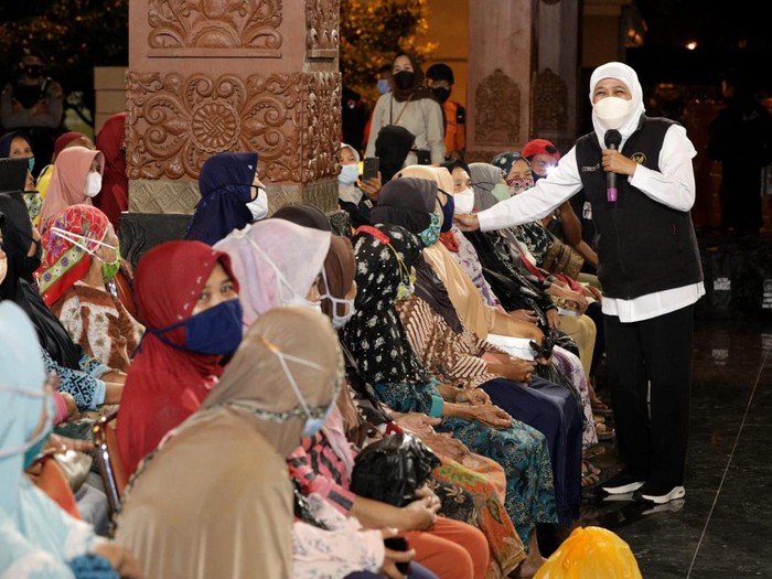 Gubernur Jatim Khofifah mendorong pemberdayaan perempuan pada peringatan Hari Ibu