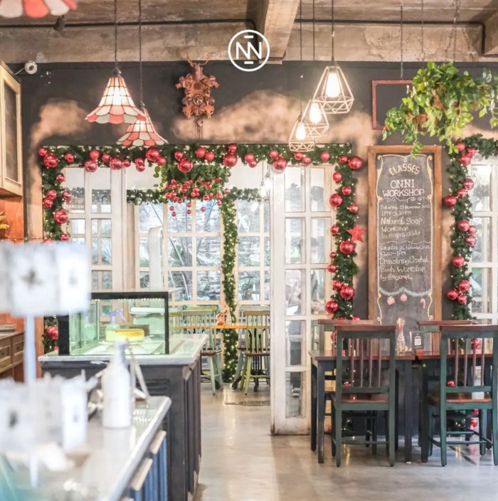 5 Kafe Dekorasi Cantik Ini Cocok Rayakan Natal Bersama Kerabat