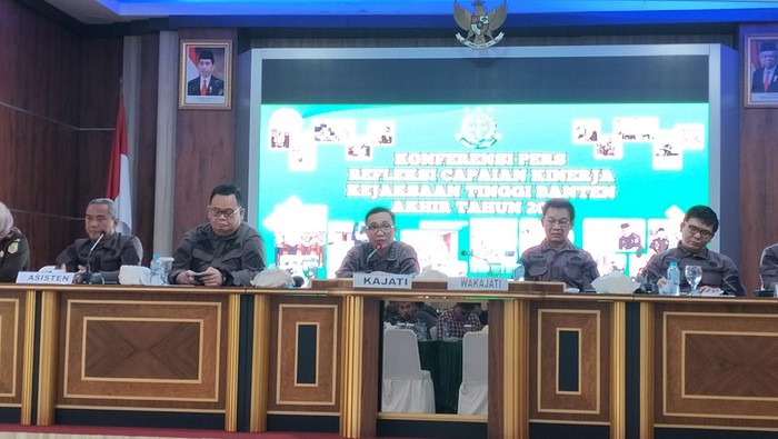 Kajati Banten Leonard Eben Ezer Simanjuntak saat menyampaikan paparan kinerja bidang Pidana Khusus (Foto: Bahtiar/Detikcom)