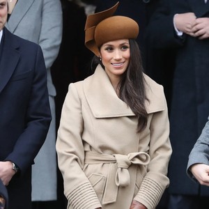Elegannya Outfit Natal Keluarga Kerajaan Inggris dari Masa ke Masa