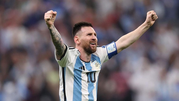 LUSAIL CITY, QATAR - DECEMBER 18: Lionel Messi of Argentina
celebrates scoring after he made it 3-2 in extra time during the FIFA World Cup Qatar 2022 Final match between Argentina and France at Lusail Stadium on December 18, 2022 in Lusail City, Qatar. (Photo by Julian Finney/Getty Images)