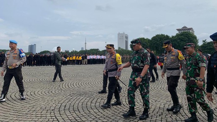 Panglima TNI dan Kapolri pimpin apel di Monas (Mulia-detikcom)