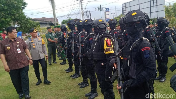 Pengecekan pasukan operasi lilin candi di polres Klaten.