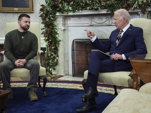 Biden Sampai Turun Tangan Gegara Zelensky Minta Senjata Terus-terusan