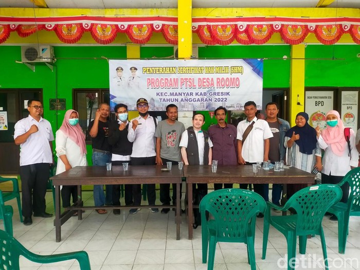 Pria gresik hidup lagi