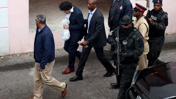 Bankman-Fried ingin mengurus hak-hak konsumen, dan itulah yang mendorong keputusannya, kata Jerone Roberts, mantan pengacara Bankman di Bahama yang dikutip detikINET dari New York Post. Foto: AFP via Getty Images/KRIS INGRAHAM