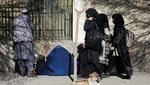 Taliban Larang Perempuan Kuliah, Gerbang Kampus Dijaga Pasukan Bersenjata