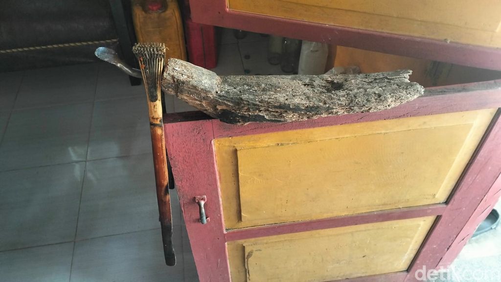 Tradisi Ussul dari warga suku Mandar di Polman, Sulbar.