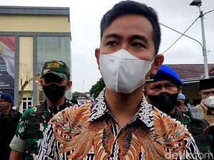 Jokowi Akan Setop PPKM Akhir Tahun, Gibran: Kenapa Nggak dari Dulu?