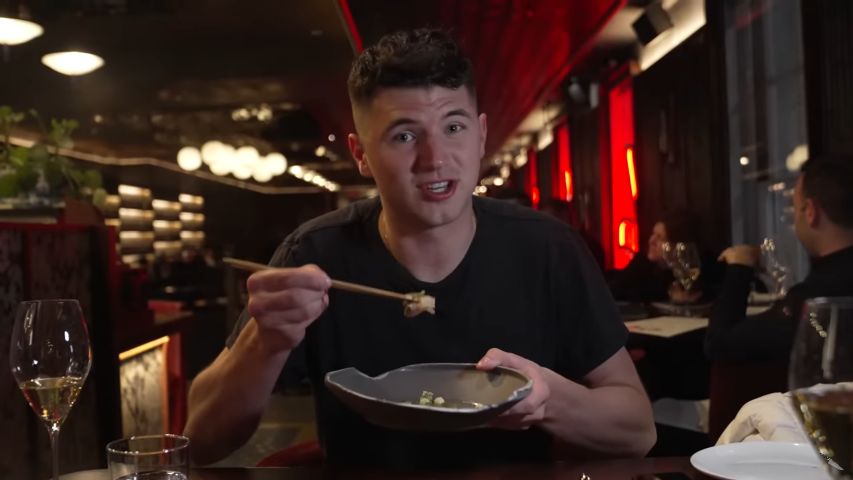 YouTuber Nick DiGiovanni makan 24 jam di resto milik Gordon Ramsay