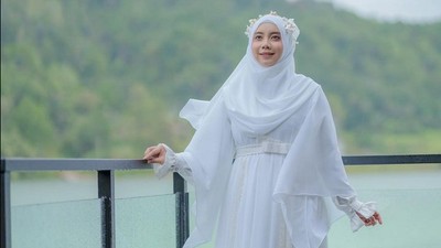 10 Foto Dokter Gugat Cerai Personel ADAM Musik, Dulu Diberi Mahar Ar Rahman