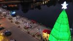 Deretan Pohon Natal Cantik di Berbagai Negara