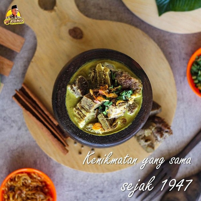 Empal Gentong Mang Darma