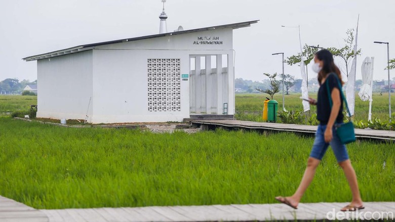 Guler Farm, Alternatif Tempat Wisata di Kabupaten Tangerang detikTravel berkesempatan mengunjungi Guler Farm Nature, Rabu (21/12/2022). Guler Farm Nature merupakan destinasi indah untuk dinikmati yang berada di dekat ibu kota Jakarta dan tengah viral.