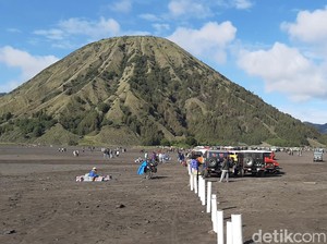 Harga Sewa Jip Wisata Bromo Naik Saat Libur Nataru