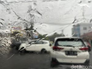 Prakiraan Cuaca Makassar Hari Ini 4 Desember: Siang-Sore Hujan Ringan