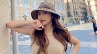 Ira Khayz merintis usaha jualan sate maranggi sudah sekitar 7 bulan bersama kedua kakaknya, Arie Khayz dan Agung Gunawan. (Foto: dok Instagram)