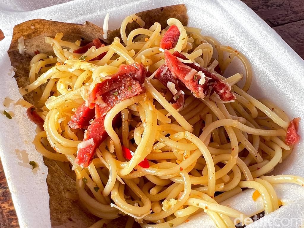 Italian Street Food Rawalumbu