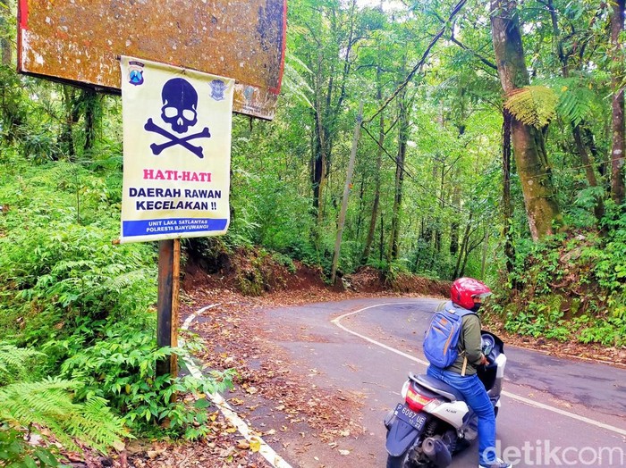 Jalur tengkorak menuju TWA Kawah Ijen Banyuwangi