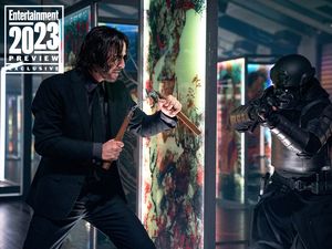 Senjata Baru Keanu Reeves di John Wick 4: Nunchaku