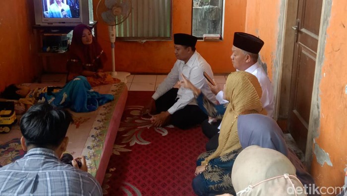 Kasus ayah potong kelamin anak di Leuwisari, Kabupaten Tasikmalaya menuai keprihatinan banyak pihak.