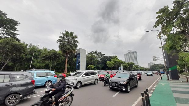 Kemacetan lalu lintas di sekitar kawasan GBK (Ilham-detikcom)