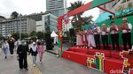 Lagu-lagu Natal Menggema di Bundaran HI