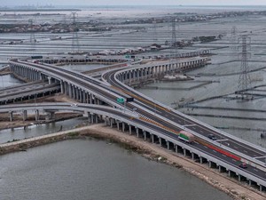 Tol Semarang-Demak Didesain Ulang, Menteri Basuki: Tak Terkait Tanah Musnah