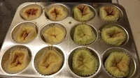 Ketika membuat kue diperlukan takaran bahan yang presisi. Jika tidak, kue buatanmu akan mengerut seperti cheesecake yang gagal ini. Foto: Buzzfeed