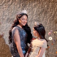 Pemotretan Marshanda dan Sienna dibantu oleh fotografer Winston Gomez. Sementara untuk MUA yang meriasnya, Marshanda mempercayakan MUA Vina Vania. Foto: Instagram/@coutier_the