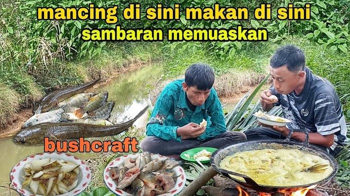 YouTuber mukbang dengan konsep alam yang asri