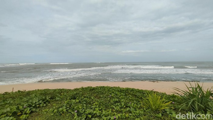 Pantai Karang Papak, Kabupaten Garut.