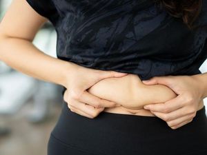 Waktunya Liburan! 5 Pola Makan Untuk Cegah Buncit Usai Makan Banyak