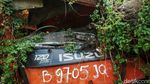 Potret Kuburan Truk Sampah di Jakarta Barat