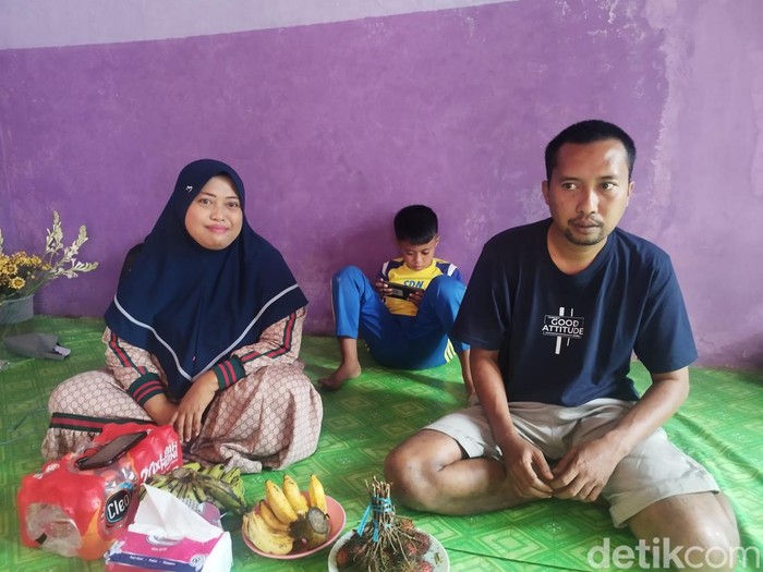 Pria gresik hidup lagi