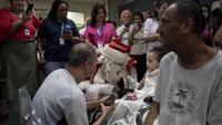Kehadirannya selalu dinanti setiap Natal.  