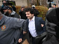 Penampakan Juragan Kripto Dibebaskan dengan Jaminan Triliunan