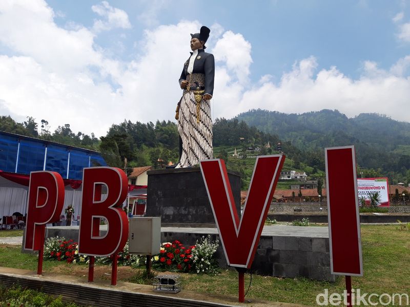 Simpang PB VI di Selo, Boyolali.