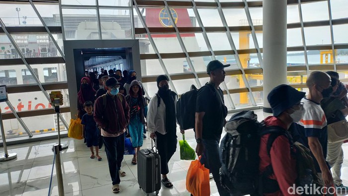 Suasana mudik di Pelabuhan Bakauheni Lampung (Tommy Saputra/detikSumut)