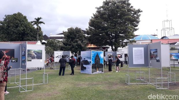 Suasana pameran foto di Museum Benteng Vredeburg, Jogja, Jumat (23/12/2022).