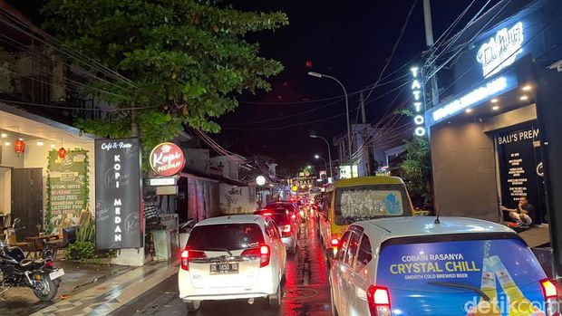 Suasana terkini Legian, Bali