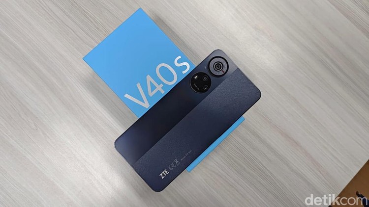 ZTE Blade V40s