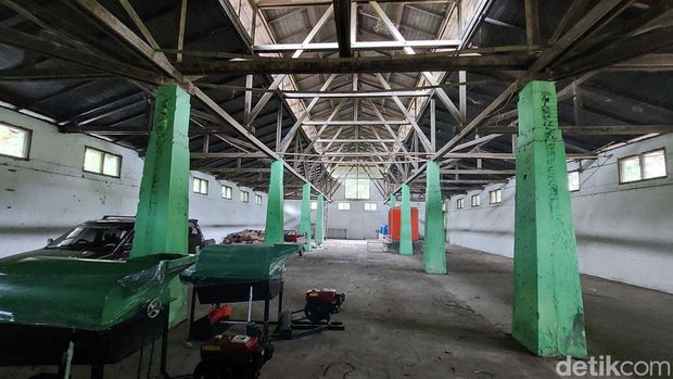 Bangunan bekas Gedung Radio di Cililin, Kabupaten Bandung Barat