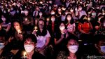 Cahaya Lilin Terangi Misa Malam Natal di GRII Kemayoran