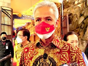 Ganjar Minta Geger di Keraton Solo Dirembuk dengan Duduk Bareng