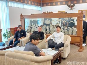 Iwan Bule Ajak WNI di Malaysia Dukung Langsung Timnas Indonesia