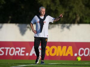 Jelang Final Liga Europa, Mourinho Terapkan Lockdown untuk AS Roma